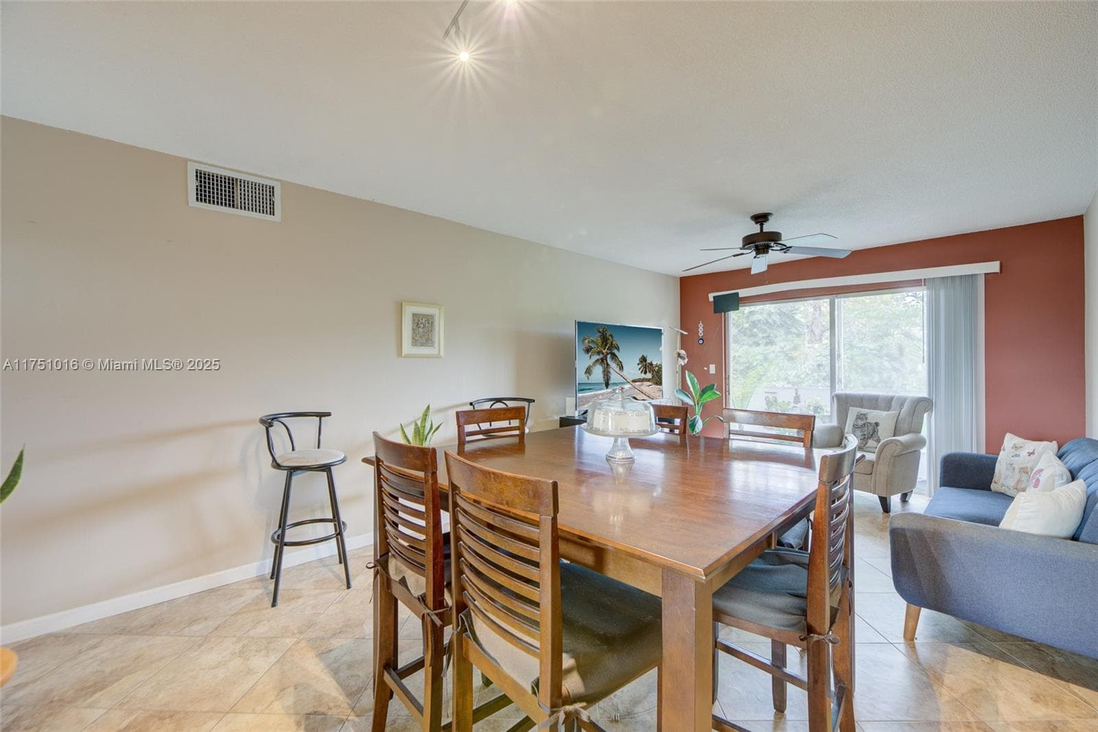 TALLWOOD EAST CONDO · #303 in Hollywood - Photo 5