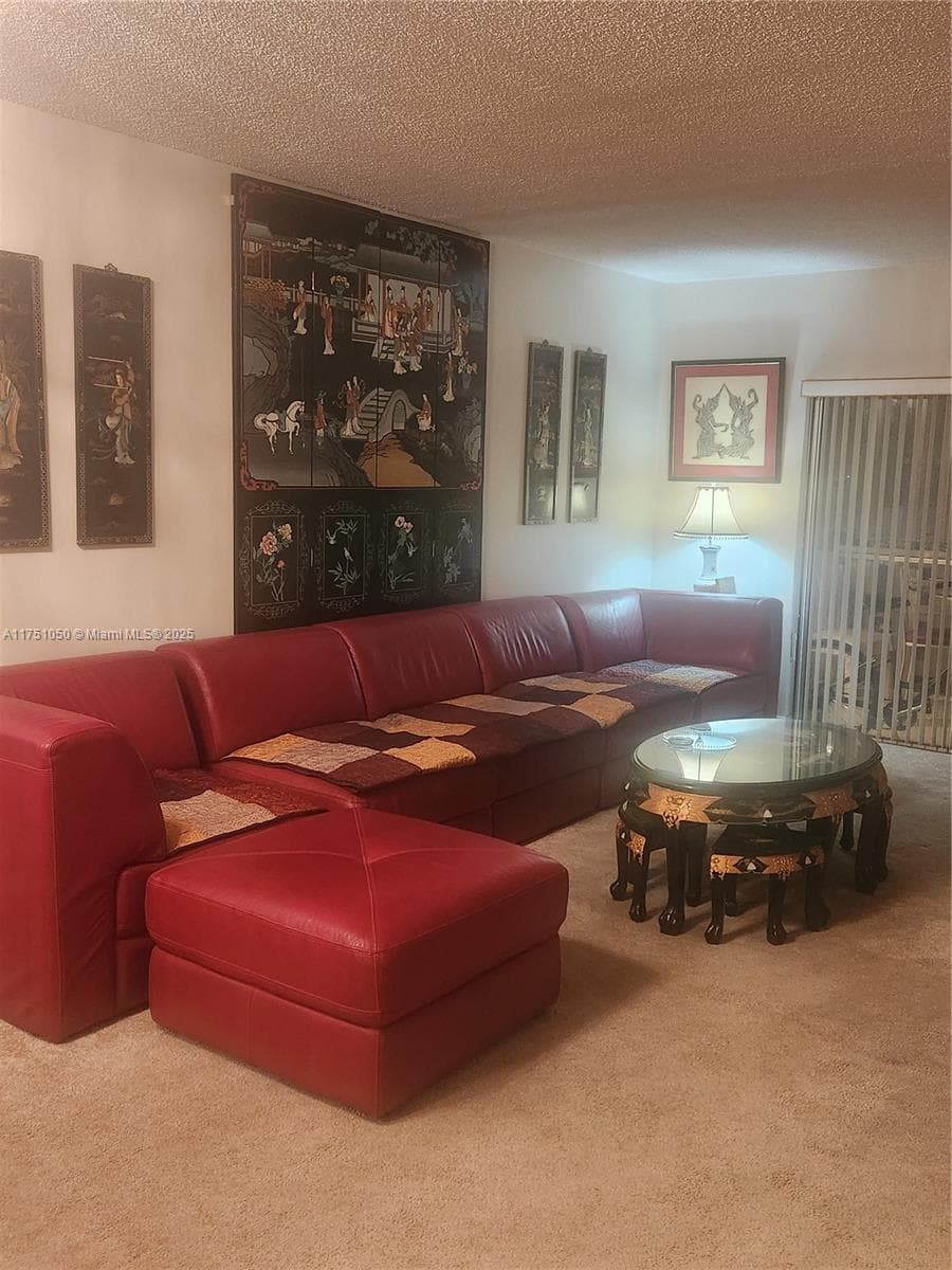 Building 22 · #807 in Hollywood - Photo 3