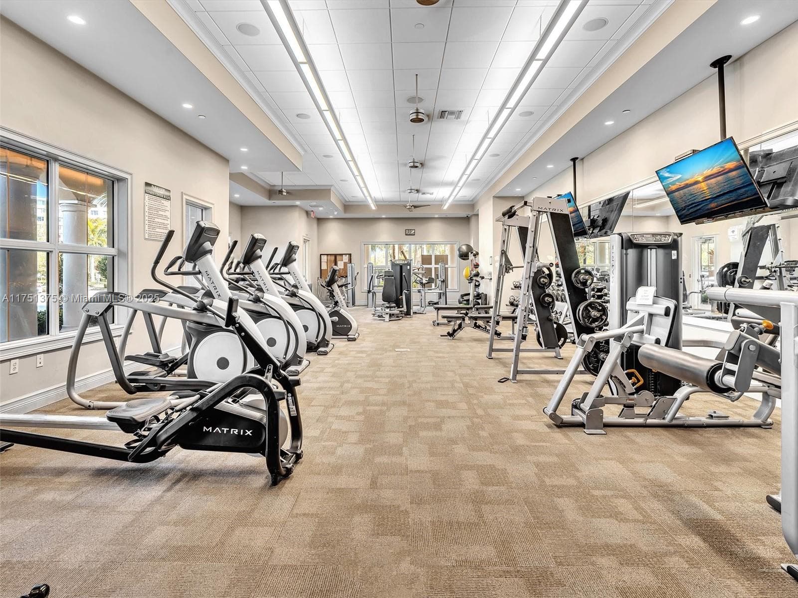 Full gym