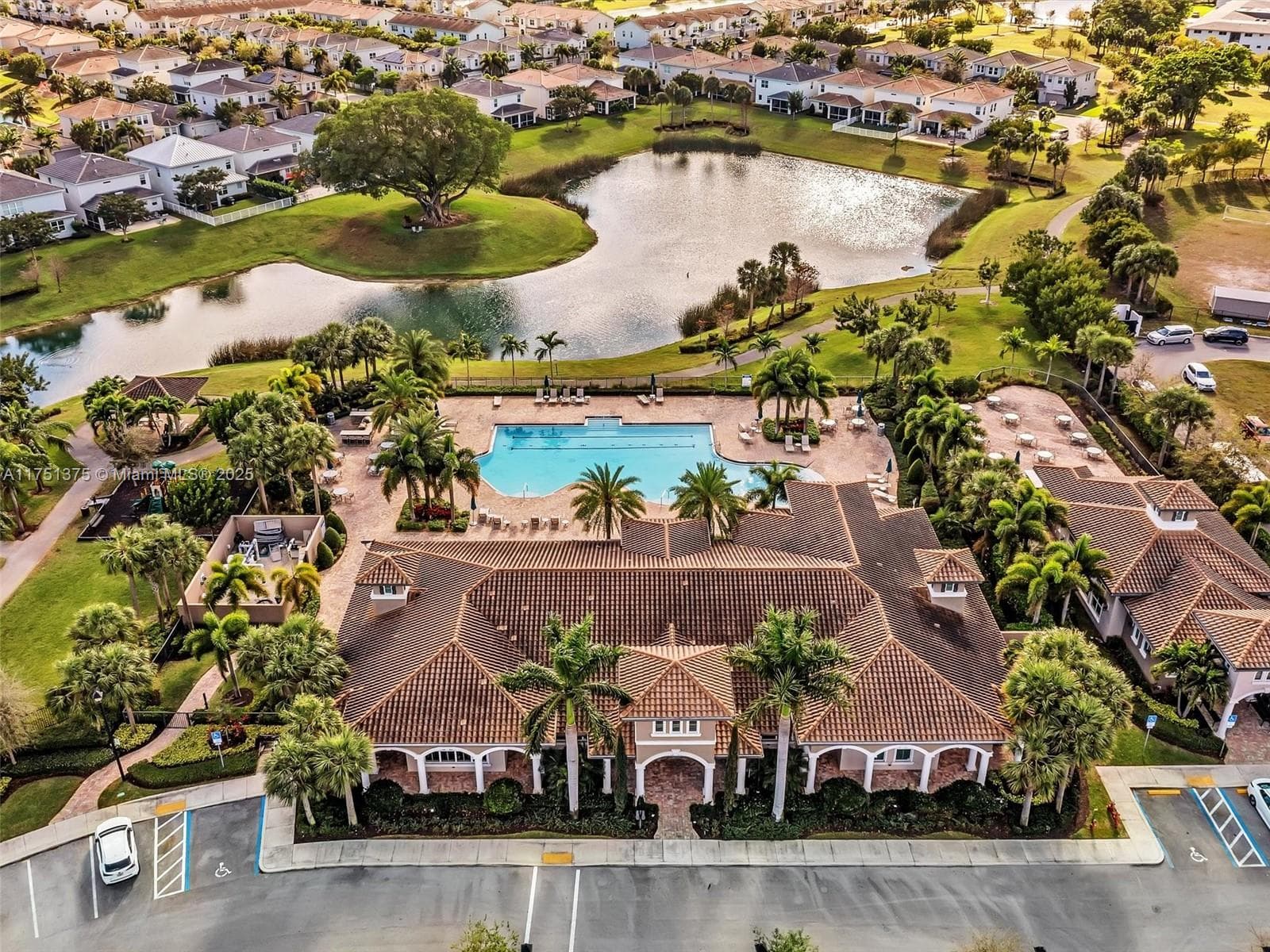 Beautifully landscaped resort style clubhouse