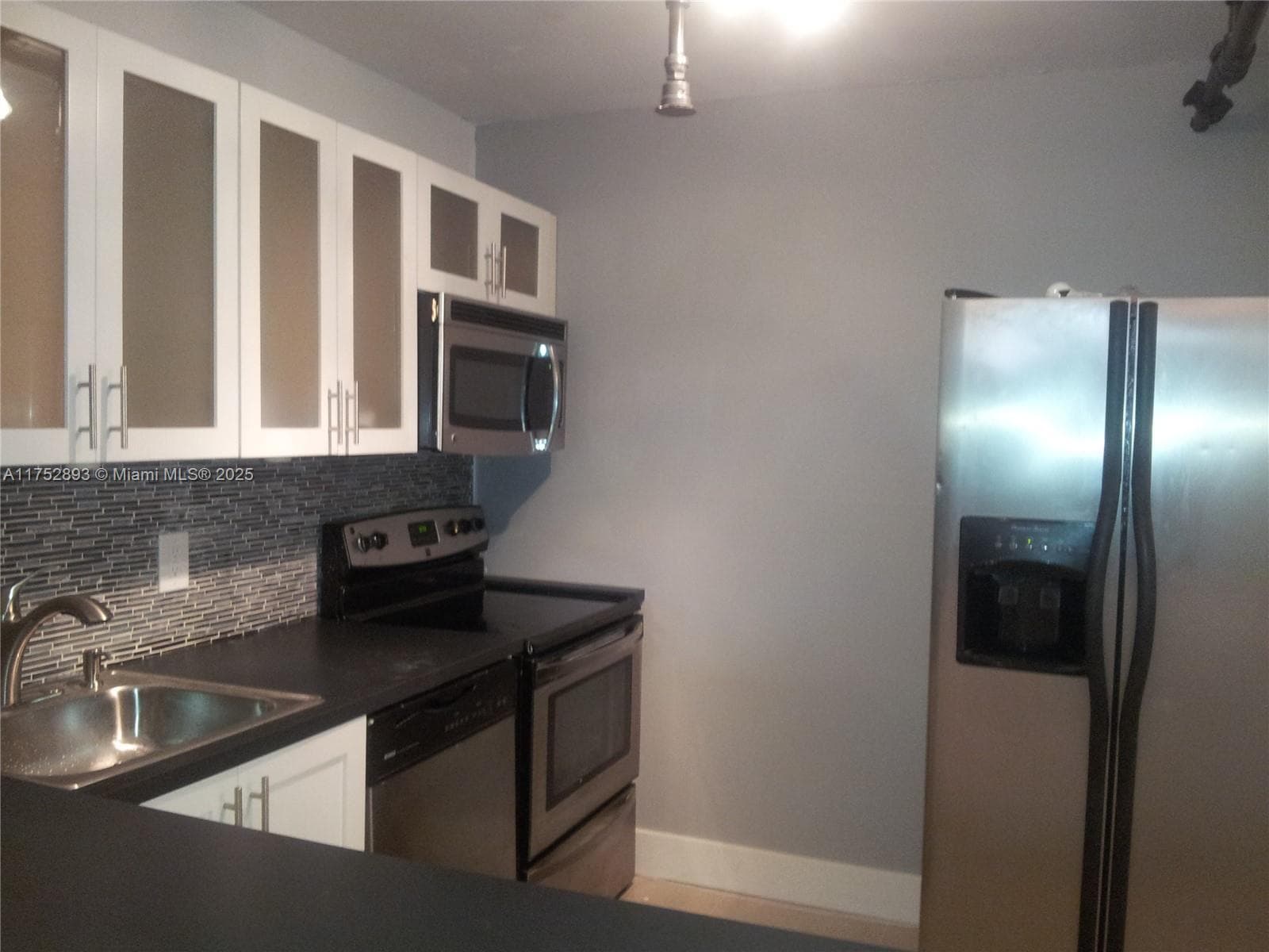 GREENWICH · #A204 in North Miami - Photo 3