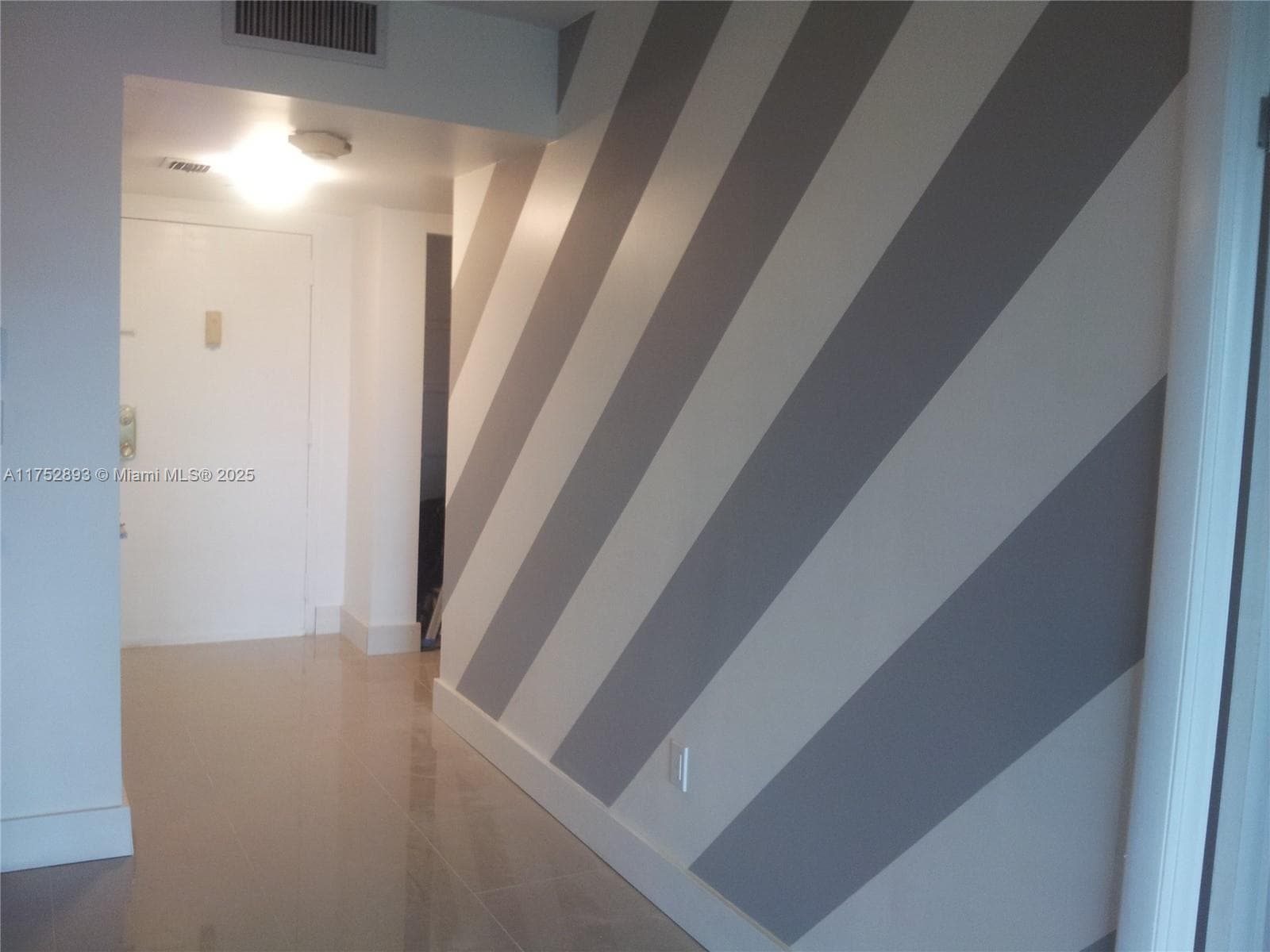 GREENWICH · #A204 in North Miami - Photo 4