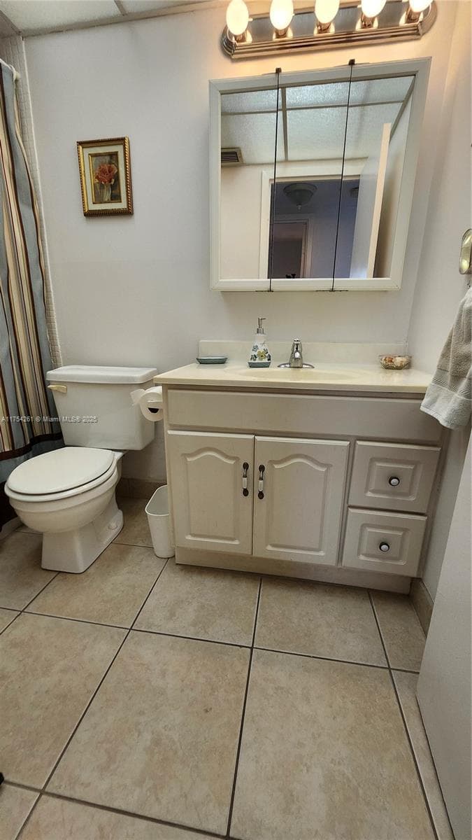 Somerset Condo 1 · #400 in Lauderdale Lakes - Photo 20