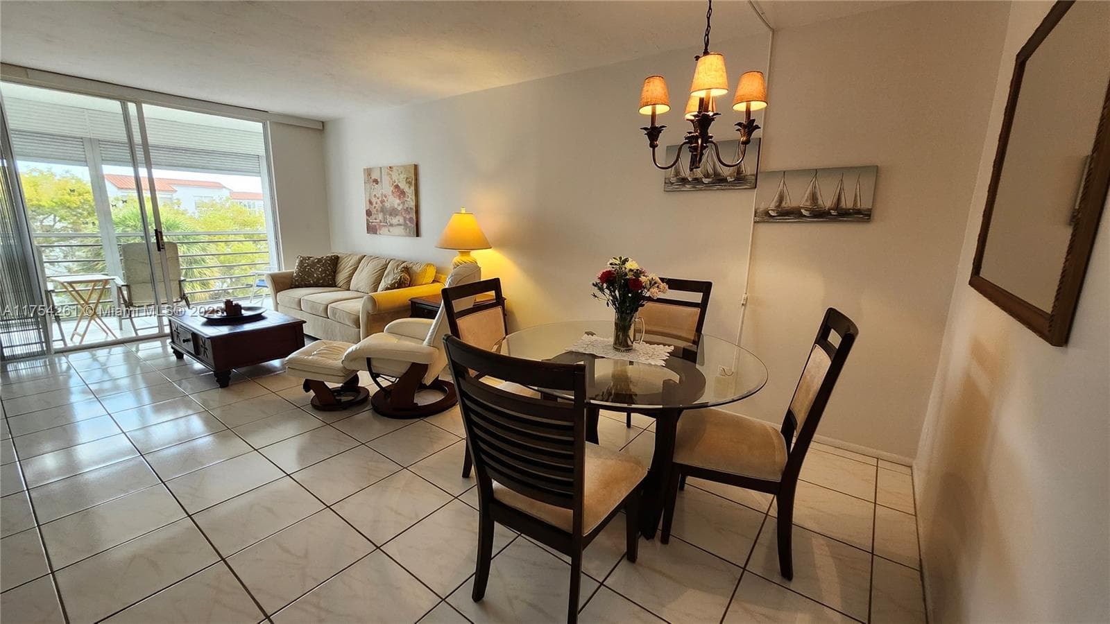 Somerset Condo 1 · #400 in Lauderdale Lakes - Photo 4