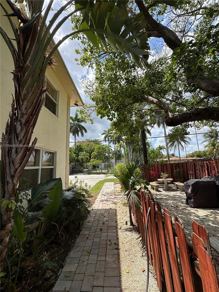 Cascade Falls · #1 in Fort Lauderdale - Photo 19