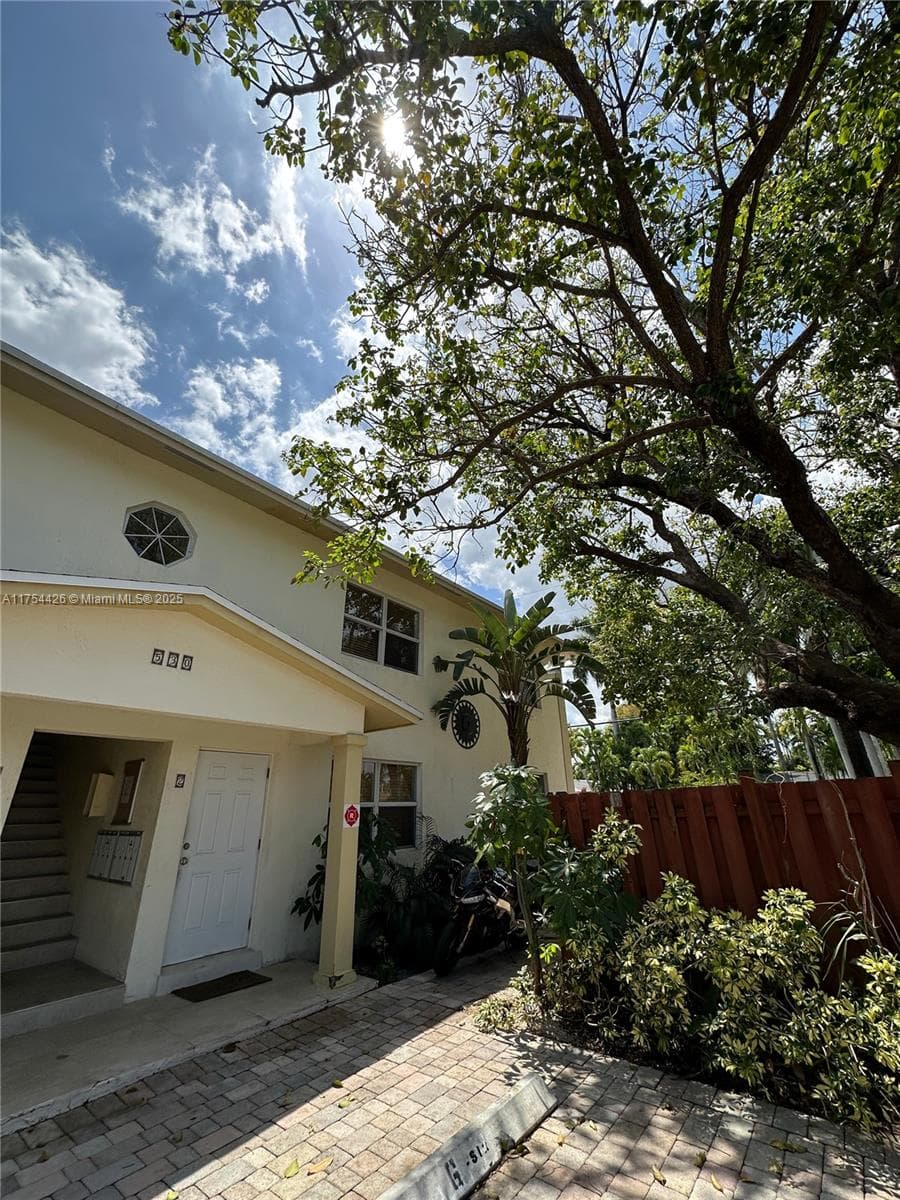 Cascade Falls · #1 in Fort Lauderdale - Photo 21