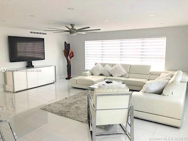 PLAYA DEL MAR CONDO · #111 in Fort Lauderdale - Photo 8