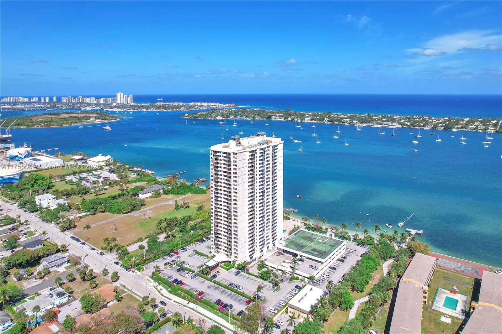 Palm Beach House · #304 in West Palm Beach - Photo 36