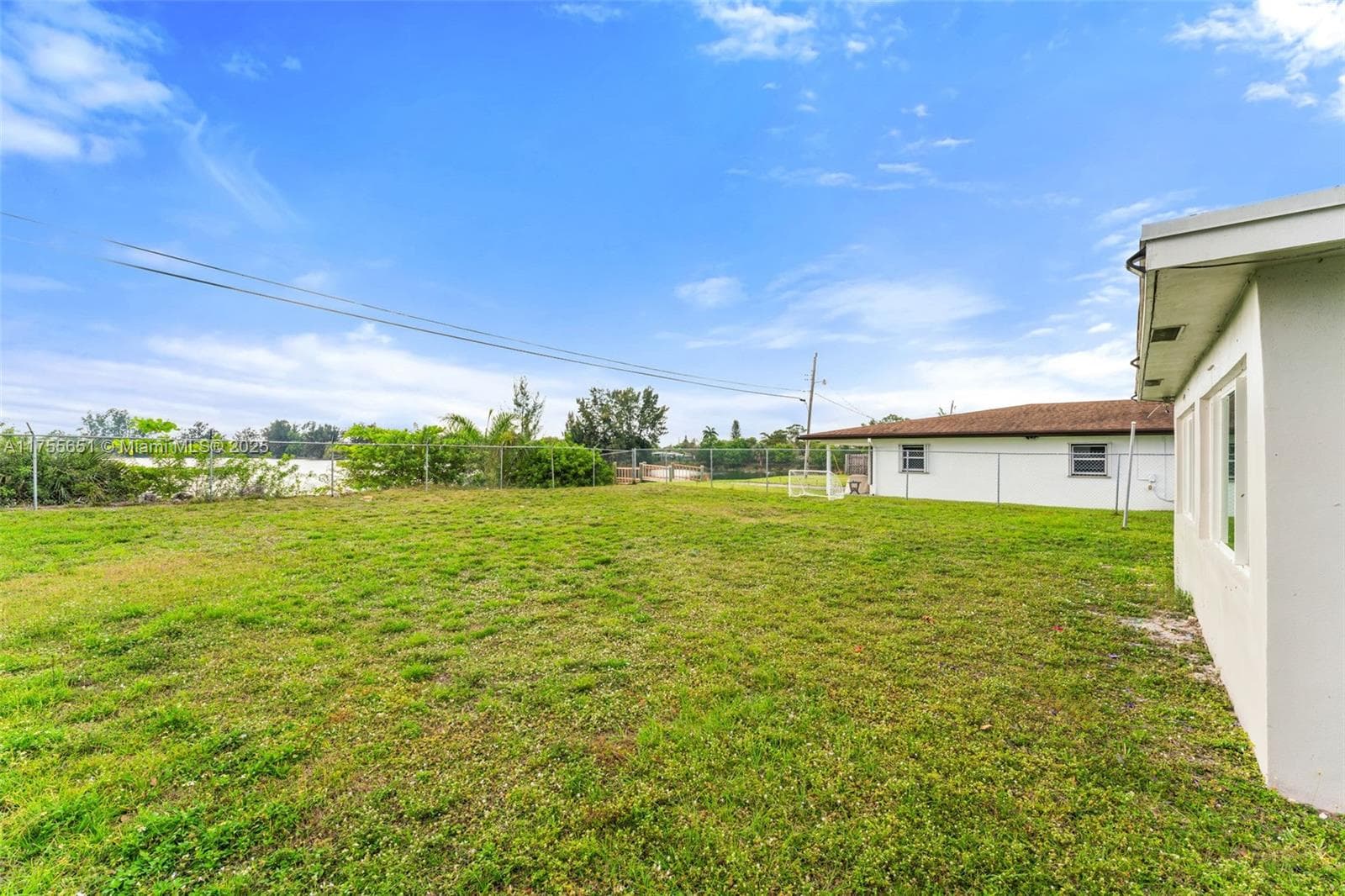 2751 NW 26th Ave photo 20