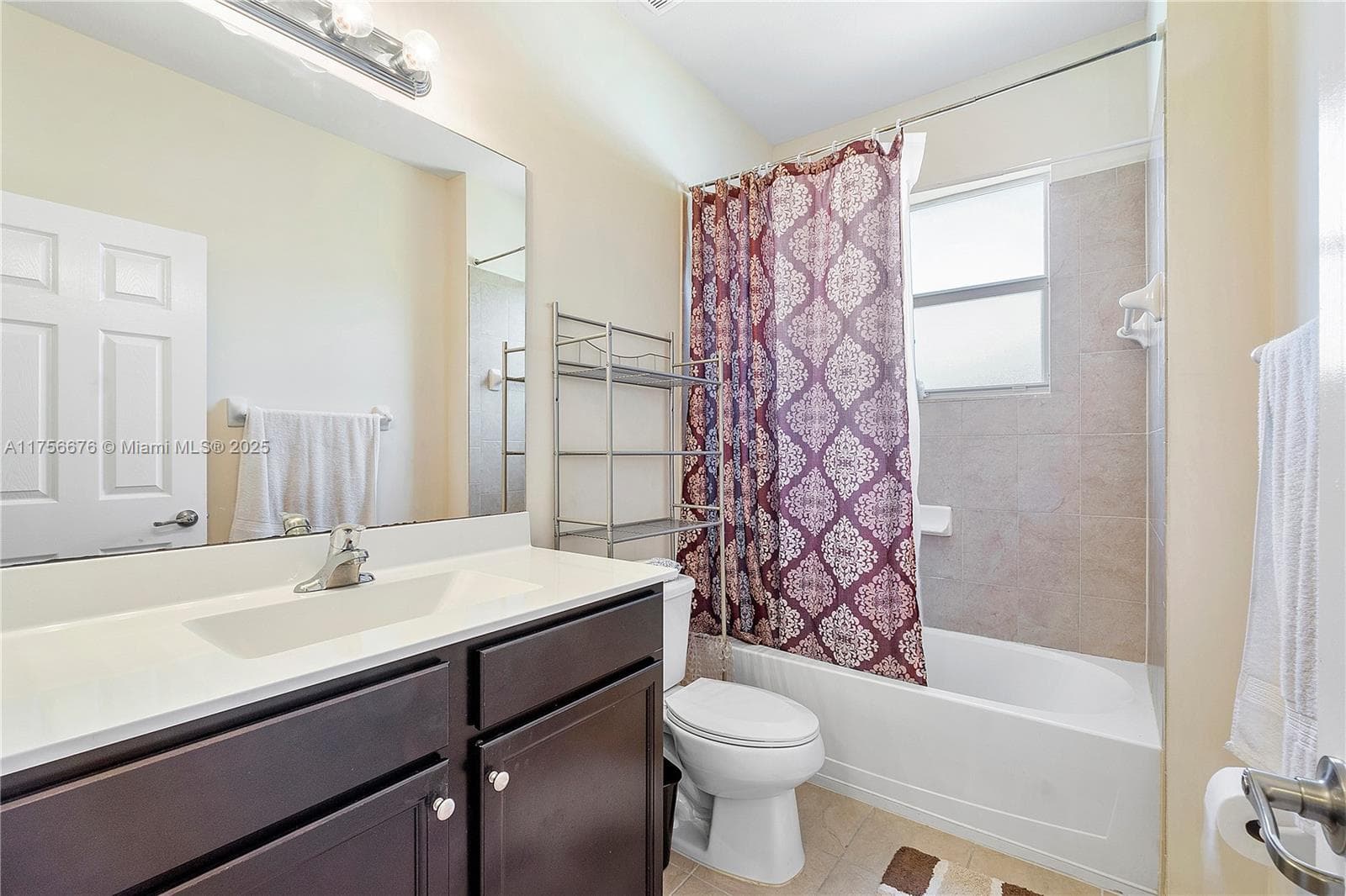 142 SE 28th Ter #11 photo 17