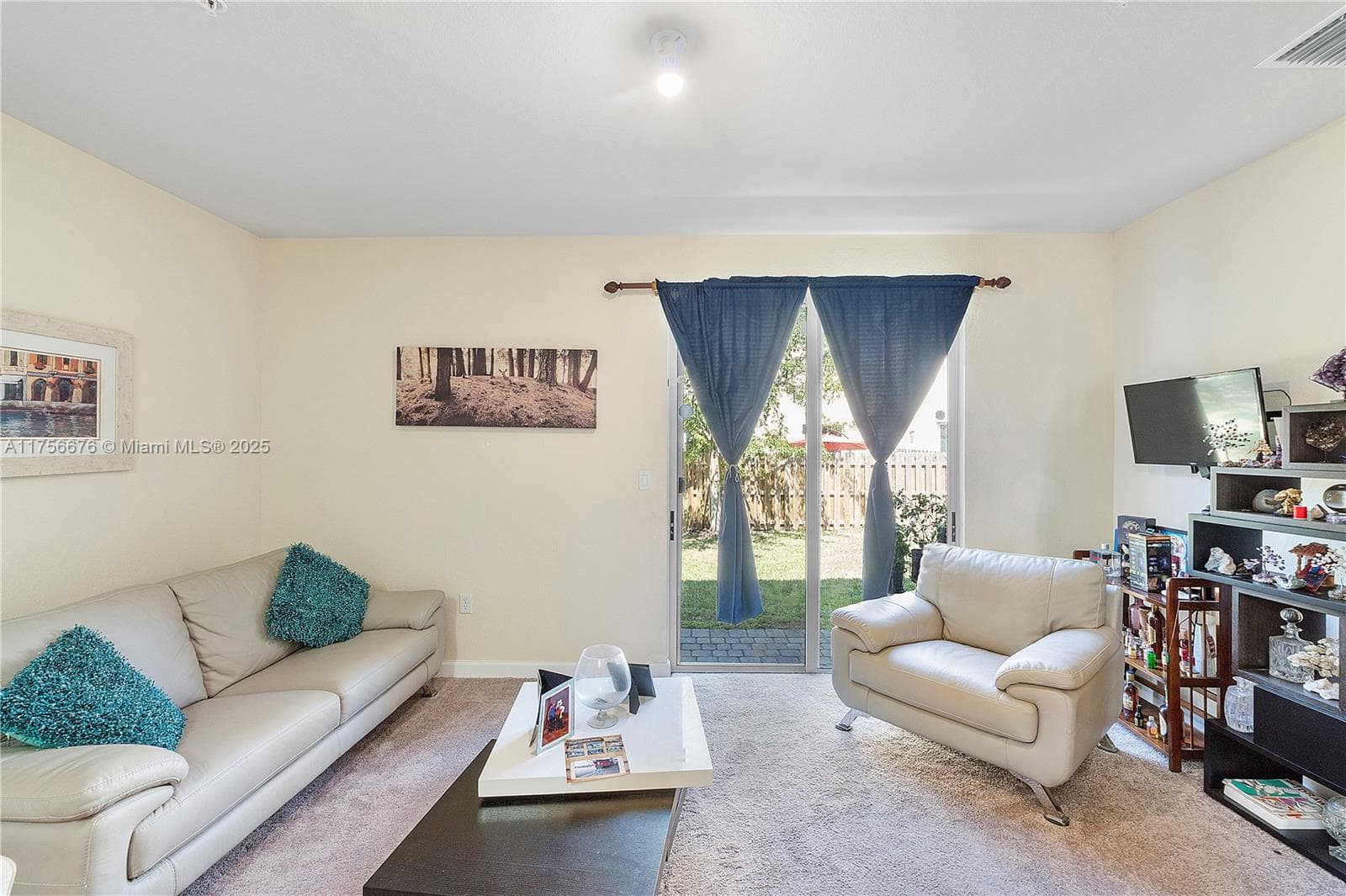 142 SE 28th Ter #11 photo 16
