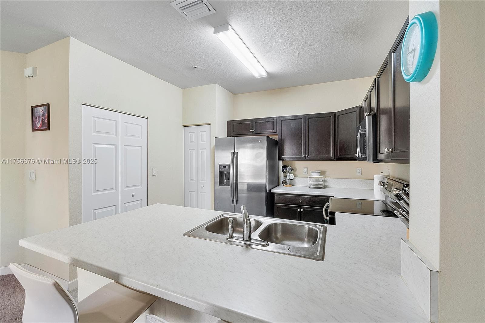 142 SE 28th Ter #11 photo 12