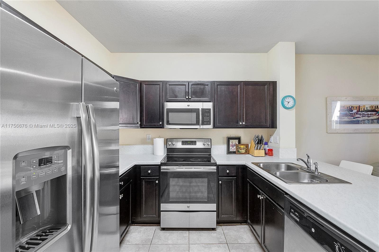 142 SE 28th Ter #11 photo 11