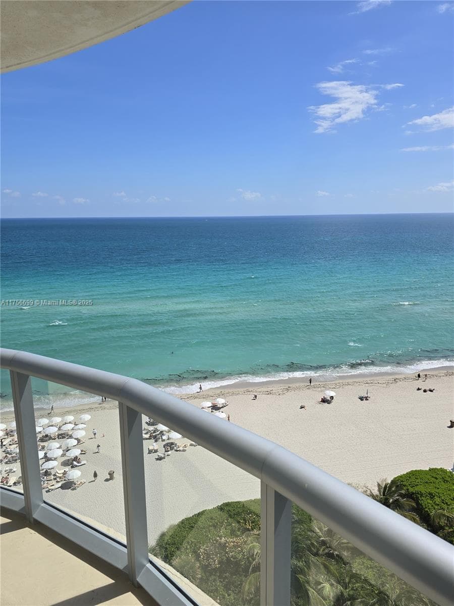 Sole on the Ocean · #1402 in Sunny Isles Beach - Photo 5