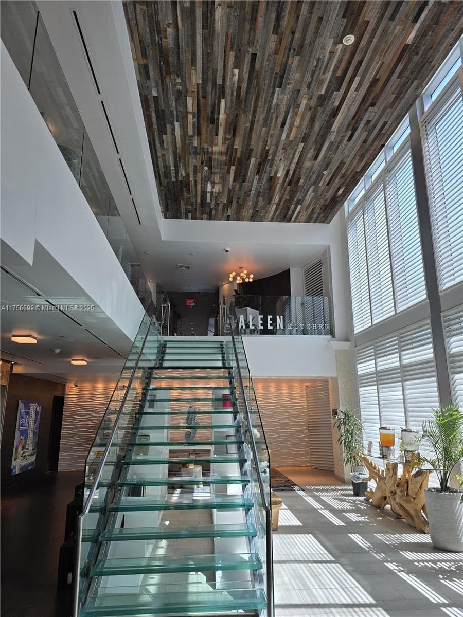 5 Star Lobby view