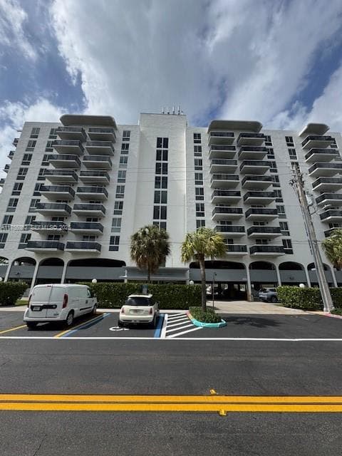 THE ISLANDER CLUB CONDO · #304 in North Bay Village - Photo 2