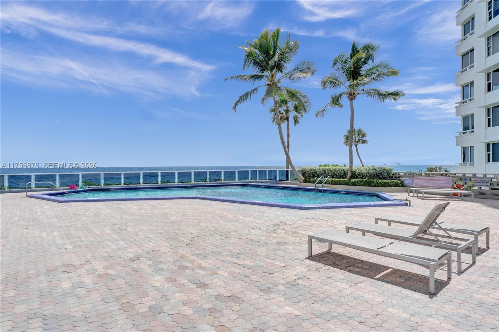 Royal Ambassador · #402 in Fort Lauderdale - Photo 23