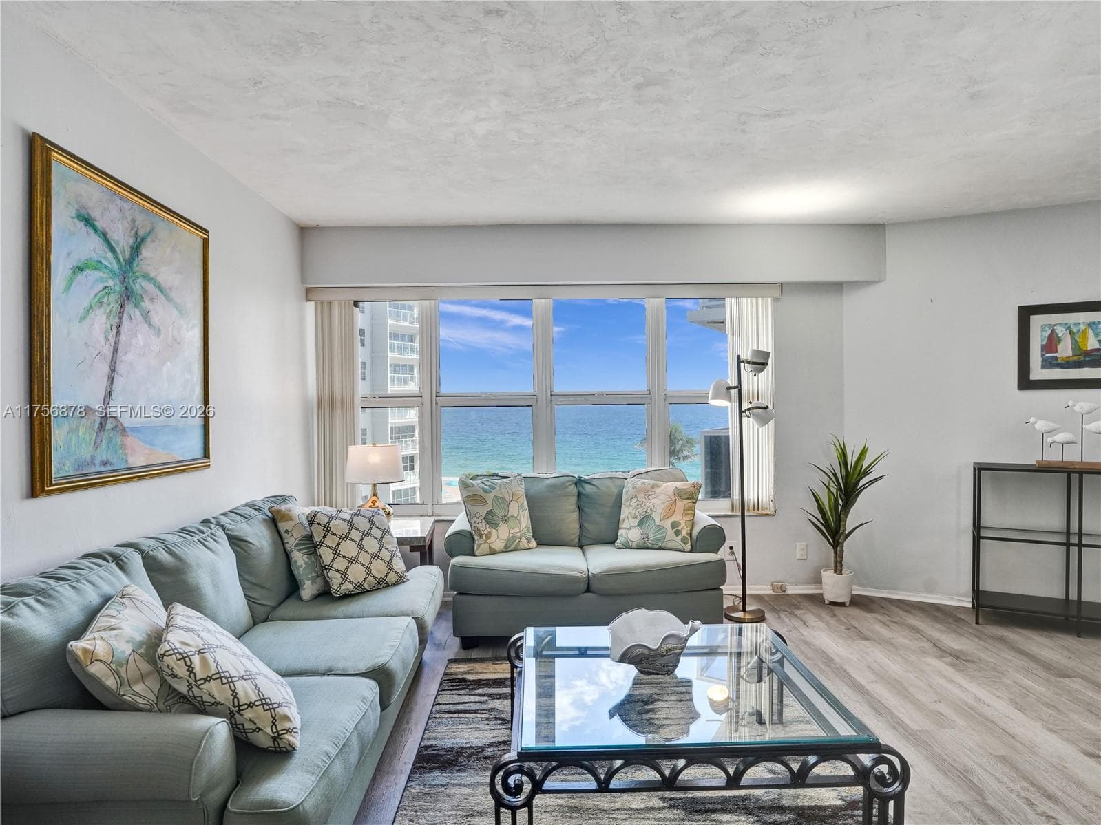 Royal Ambassador · #402 in Fort Lauderdale - Photo 3