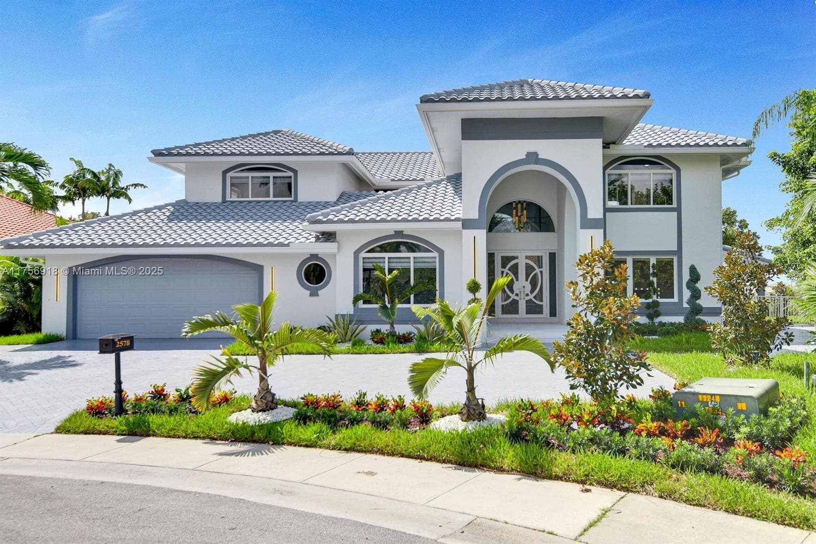 2578 NW 63rd Ln photo 2
