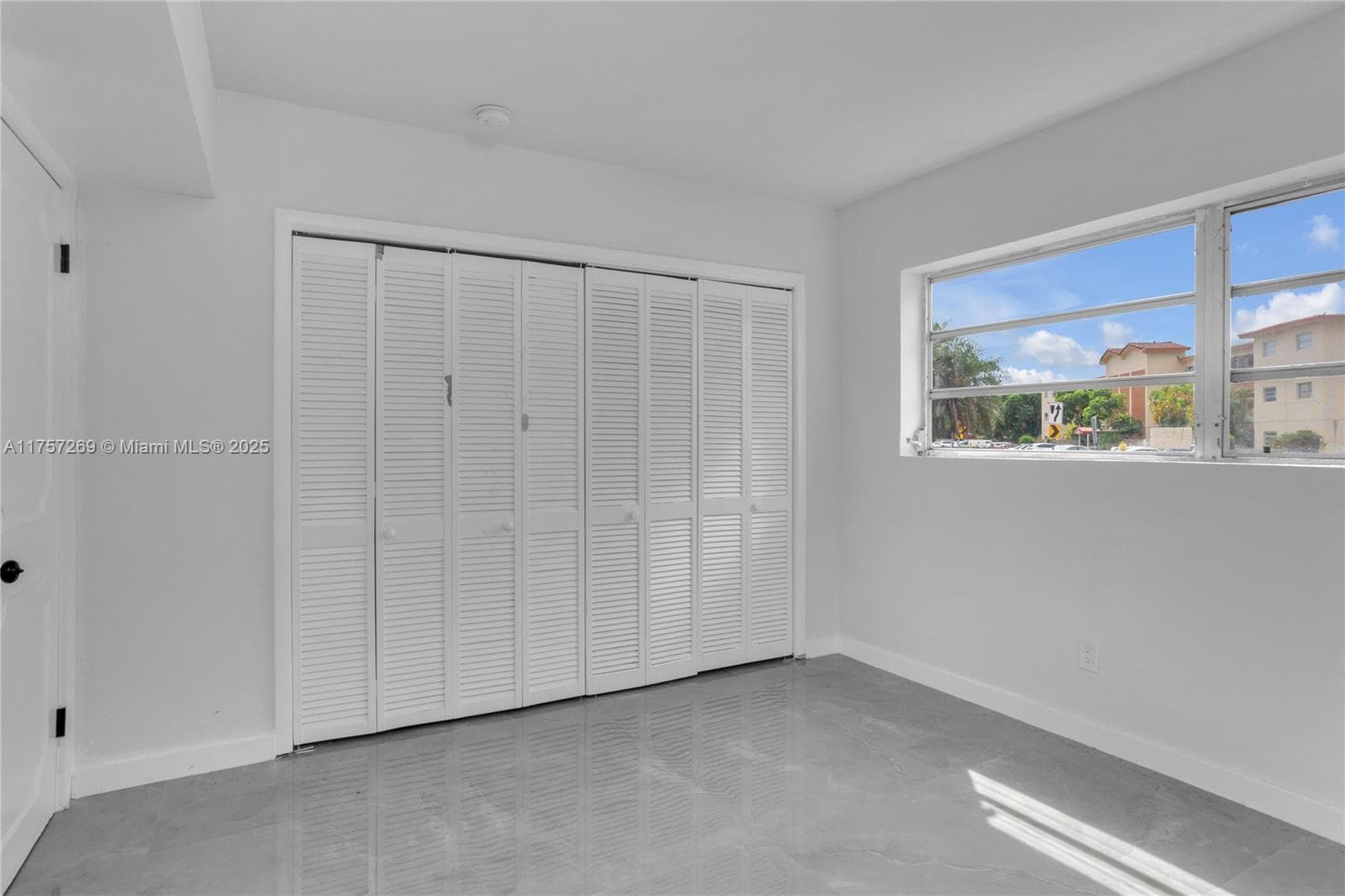 Sans Souci · #1 in North Miami - Photo 13