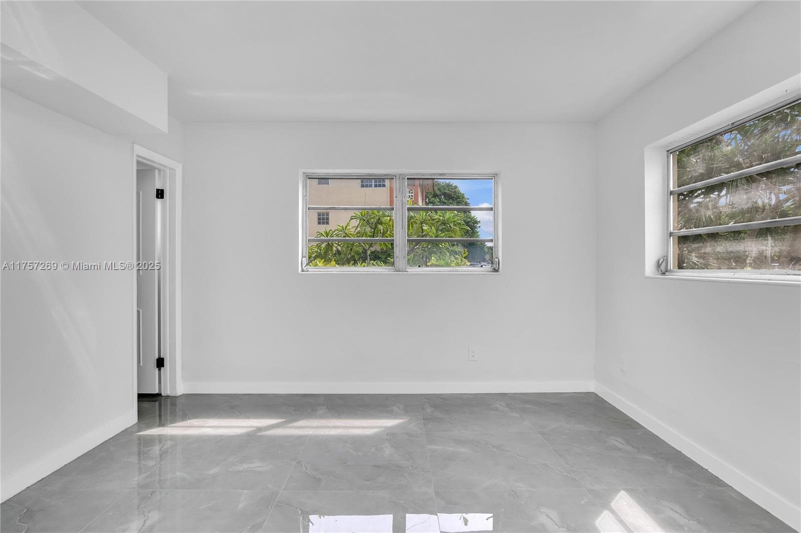 Sans Souci · #1 in North Miami - Photo 10