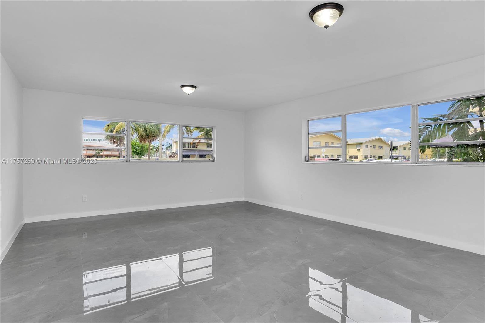 Sans Souci · #1 in North Miami - Photo 18