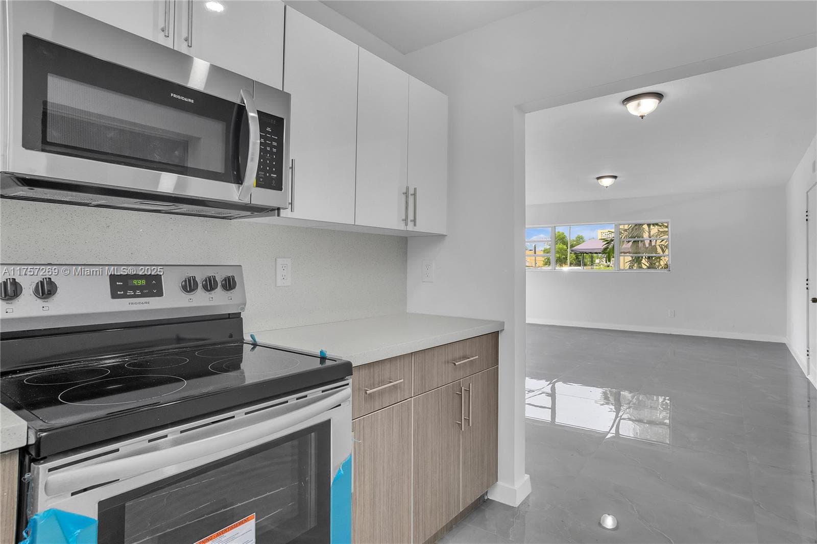 Sans Souci · #1 in North Miami - Photo 15