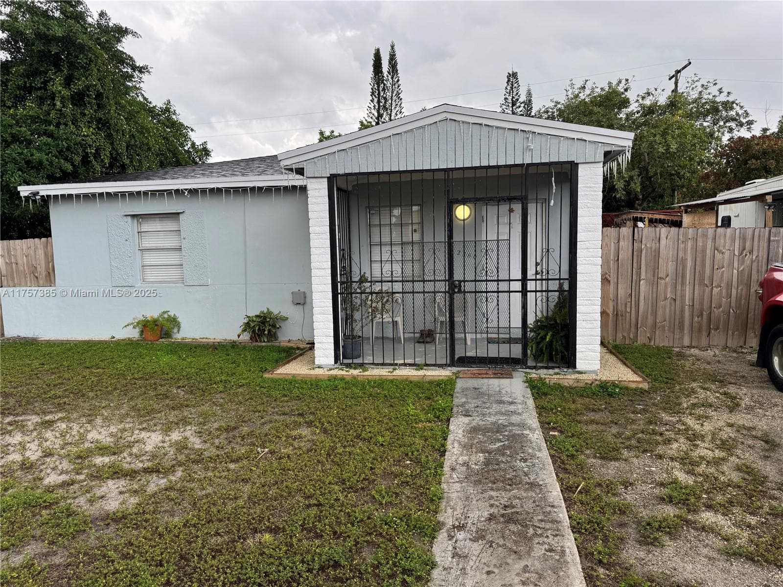 2380 NW 133rd St photo 19