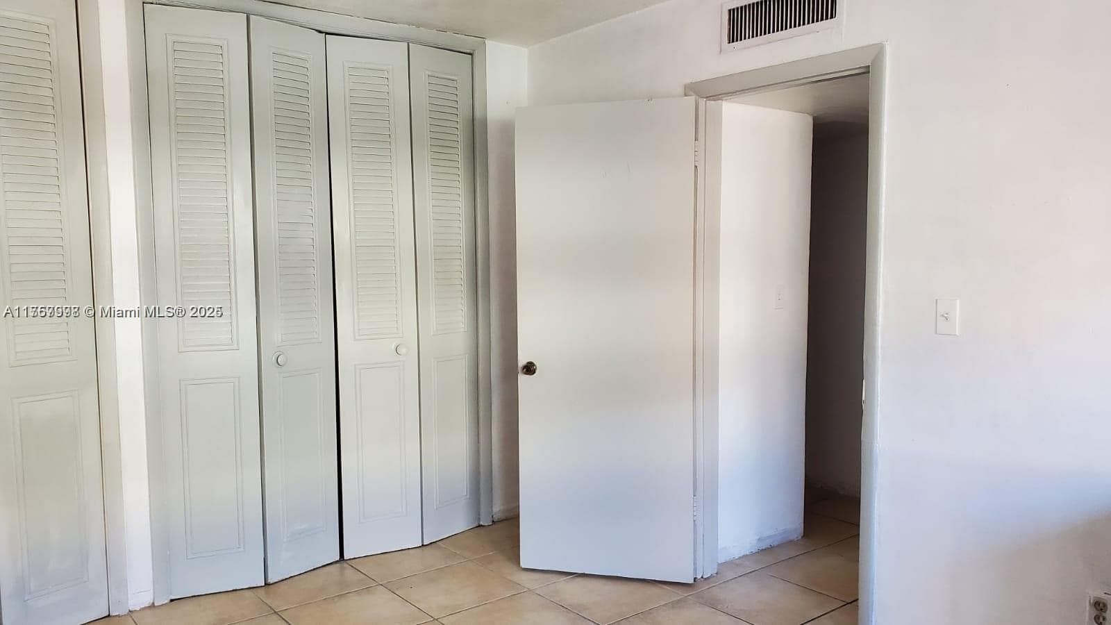 THE PALMS 51 CONDO · #C5 in North Miami Beach - Photo 7