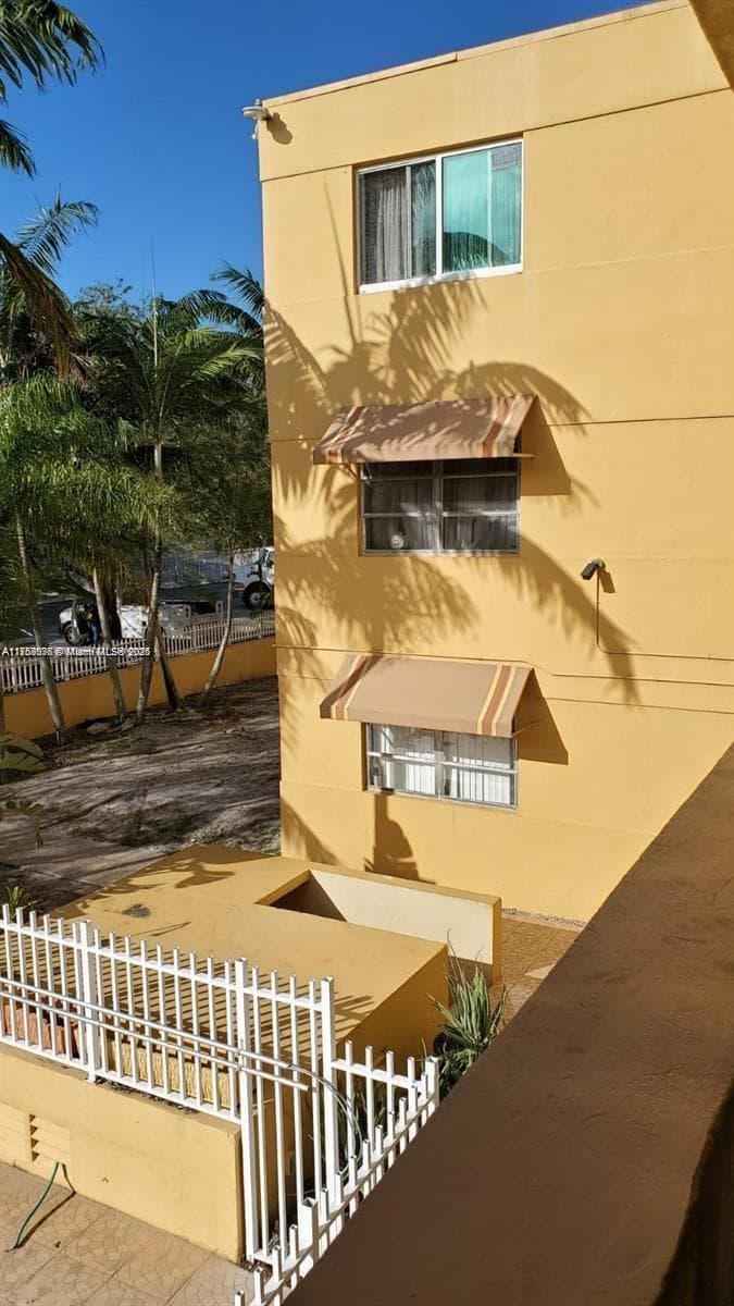 THE PALMS 51 CONDO · #C2 in North Miami Beach - Photo 1