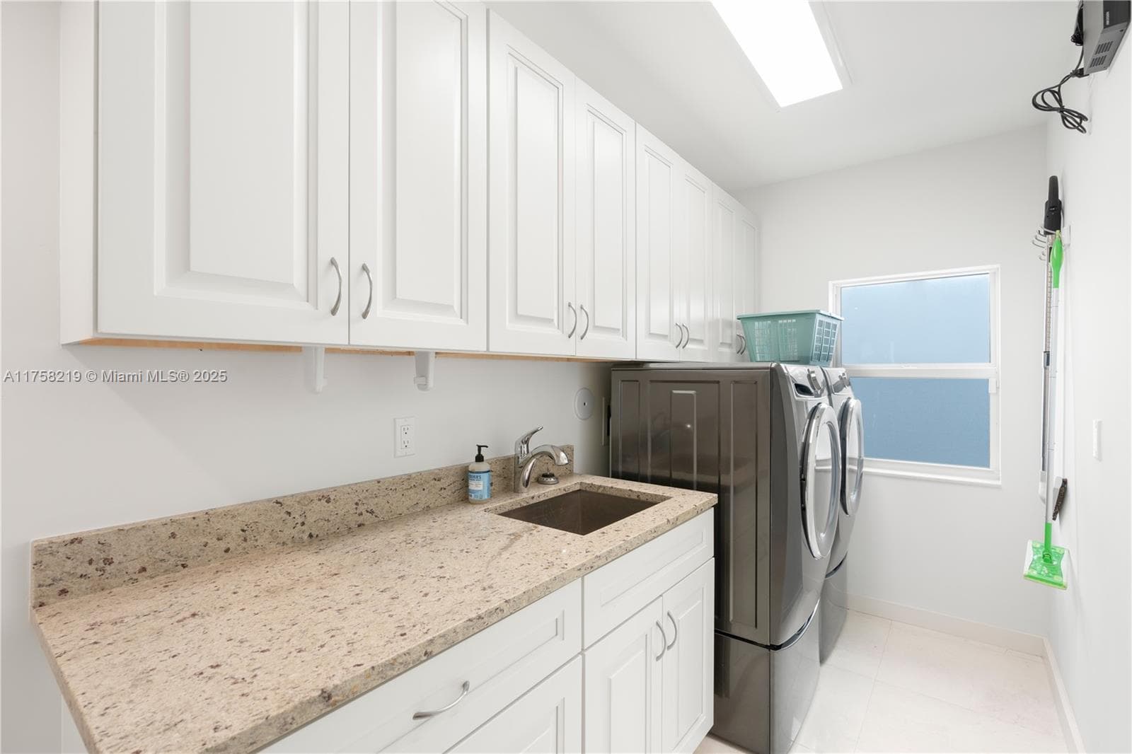 1807 N Fort Lauderdale Beach Blvd photo 55