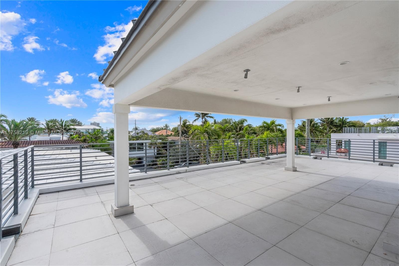 Third Story Wraparound Terrace