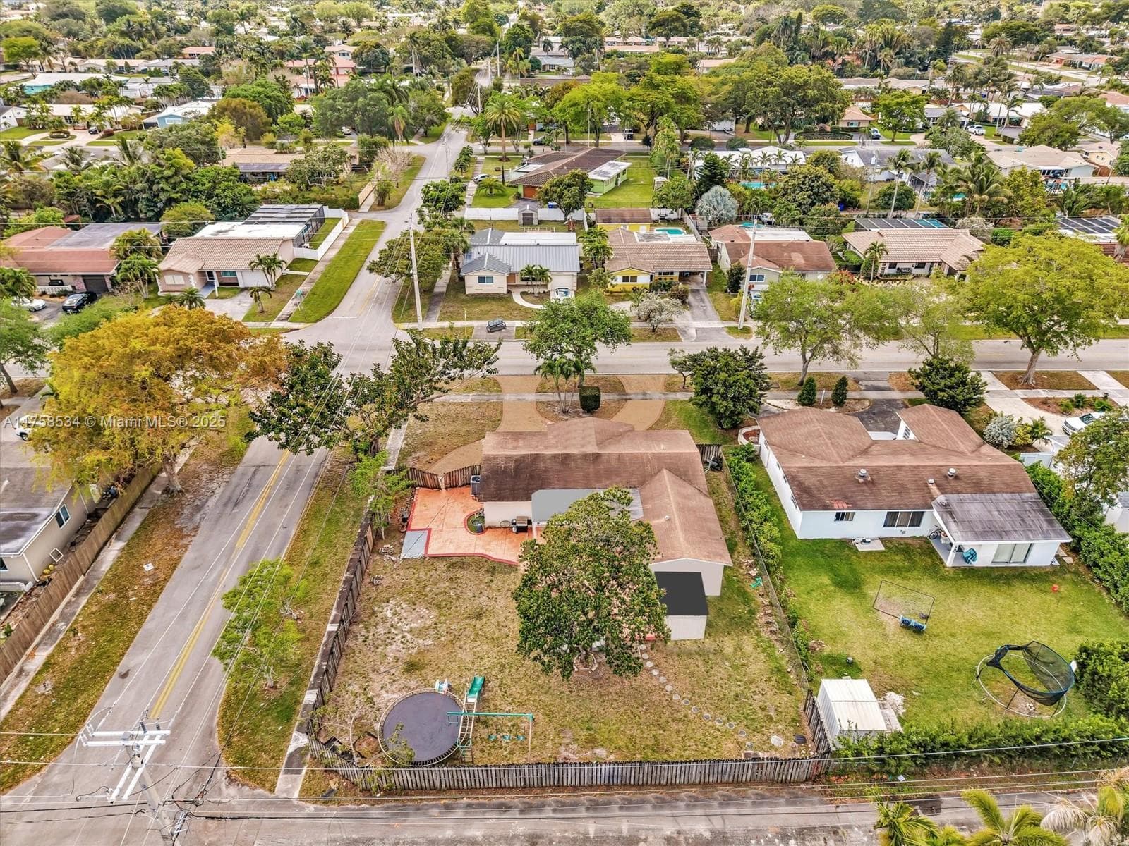4401 Johnson St photo 50