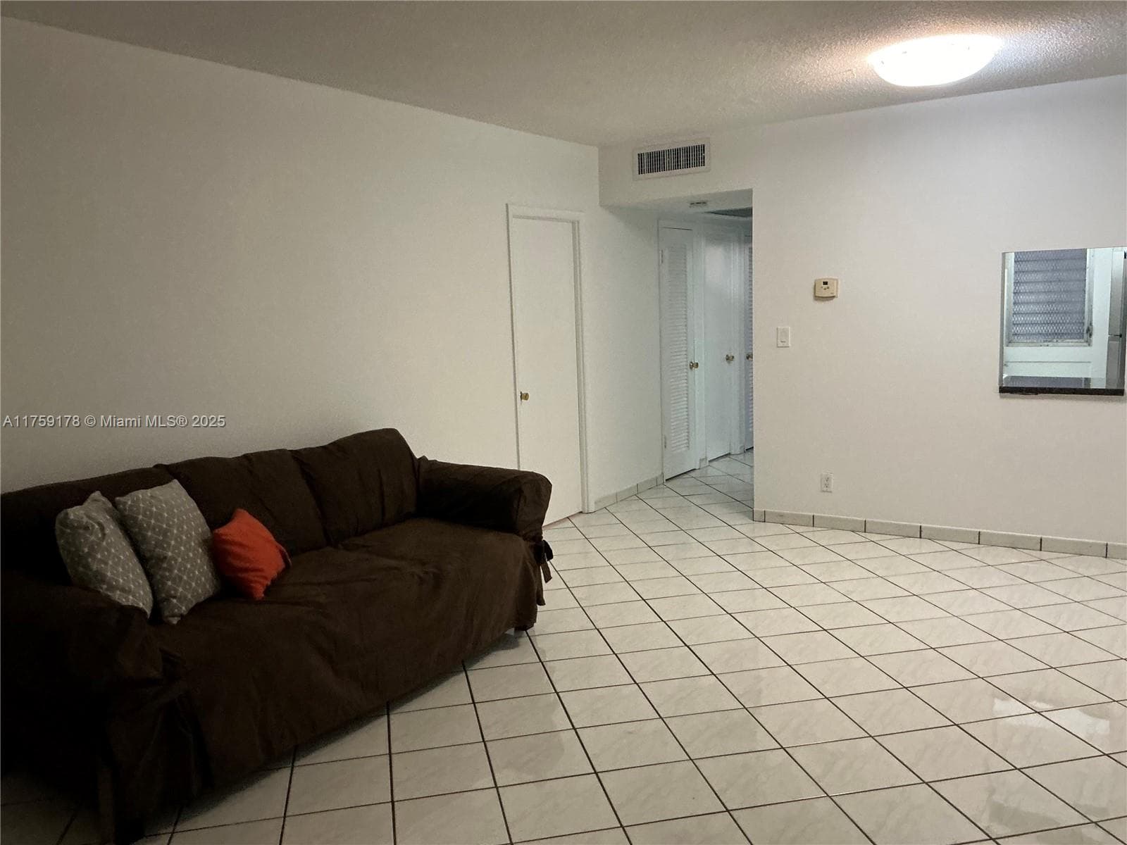 Sheridan Lakes Condo · #304 in Hollywood - Photo 2