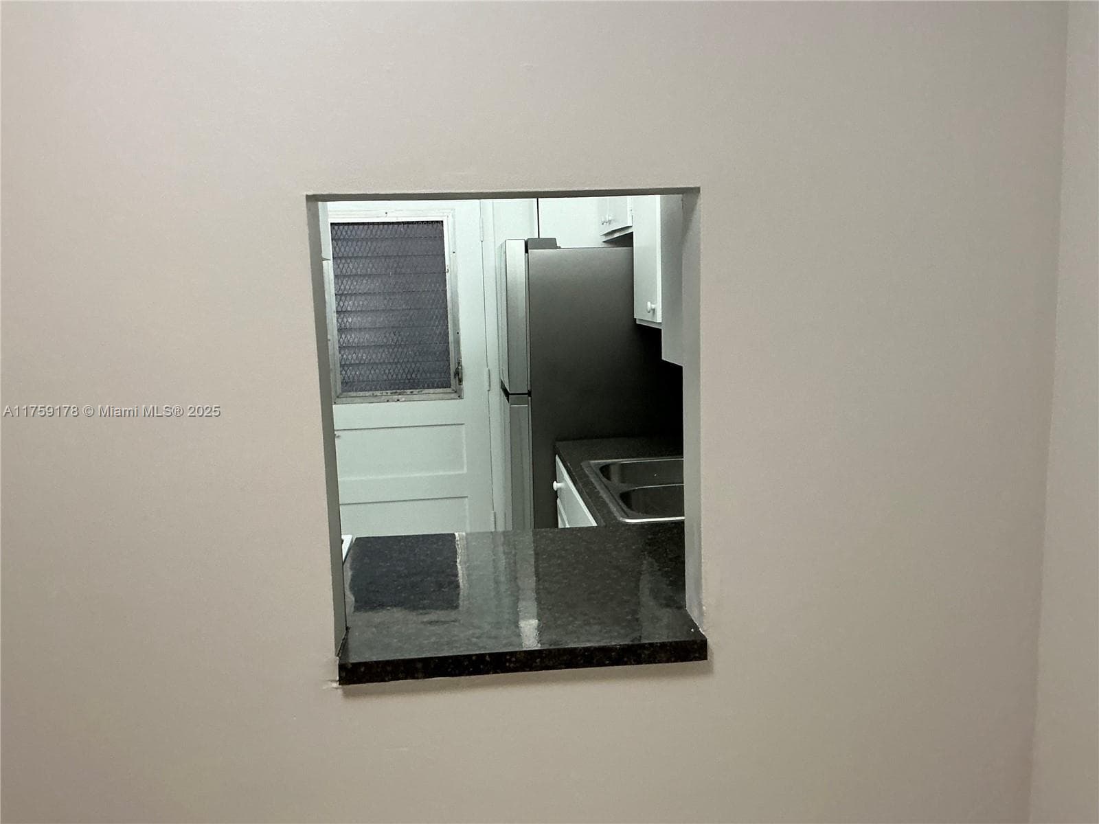 Sheridan Lakes Condo · #304 in Hollywood - Photo 4