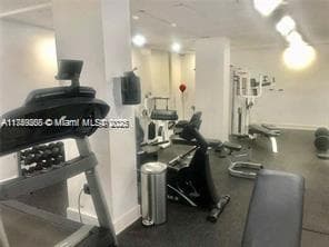 OCEAN PARK CONDO · #206 in Miami Beach - Photo 10