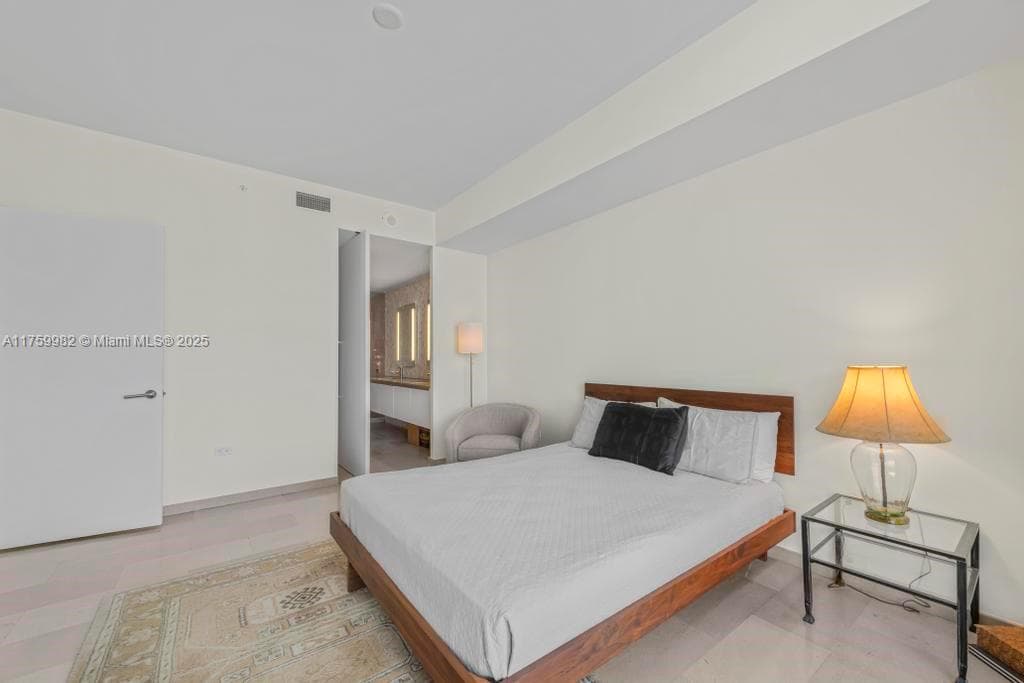Reach Brickell City Centre · #1710 in Miami - Photo 16