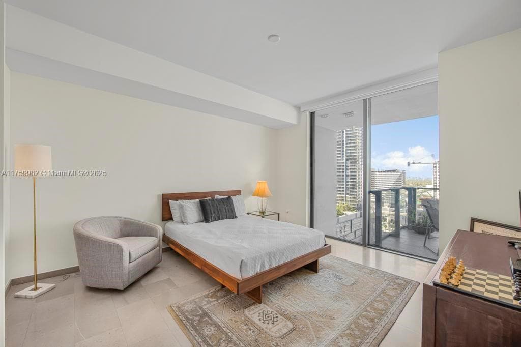 Reach Brickell City Centre · #1710 in Miami - Photo 14