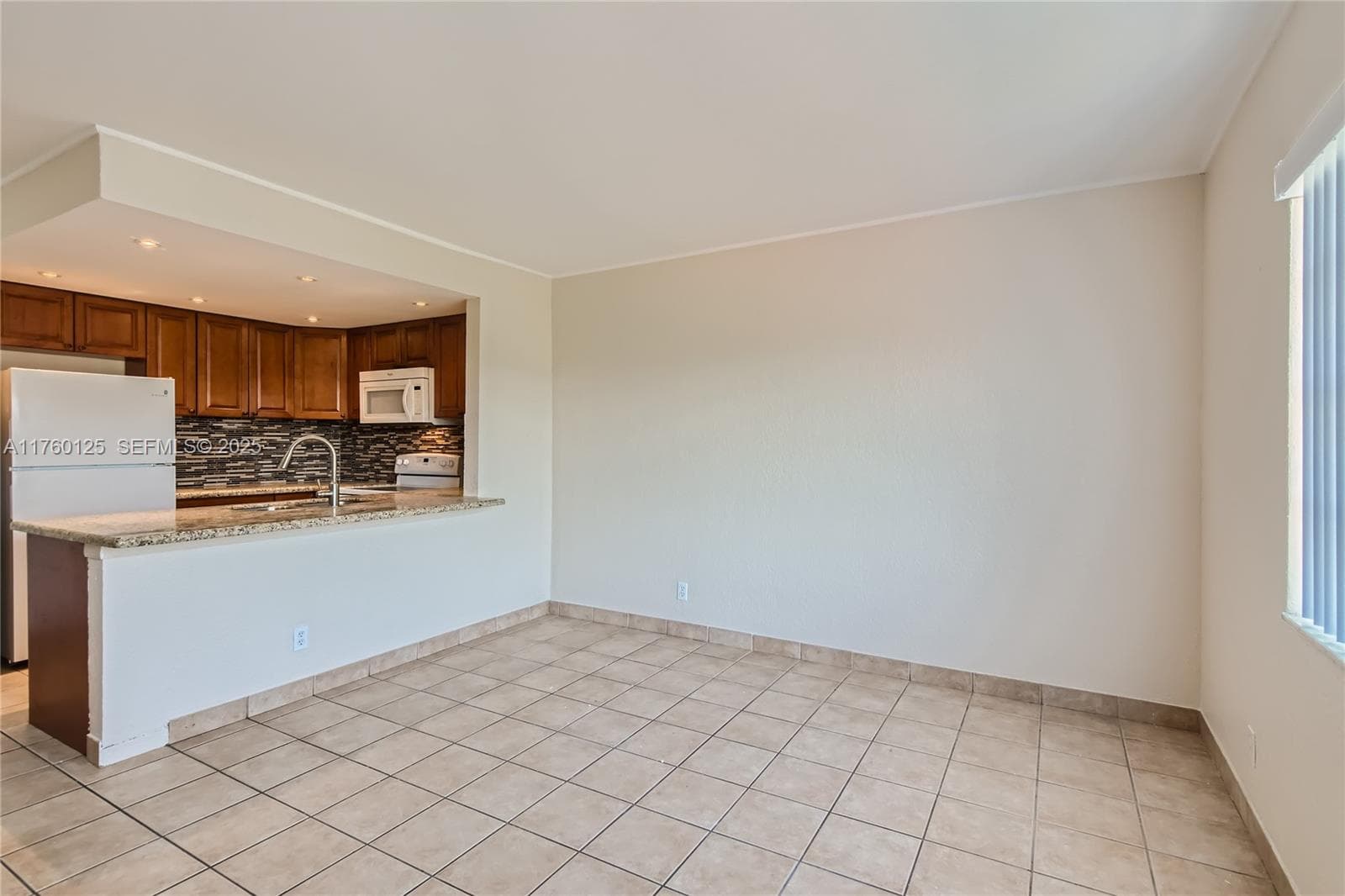 PLUNKETT CONDO APTS · #406 in Hollywood - Photo 5