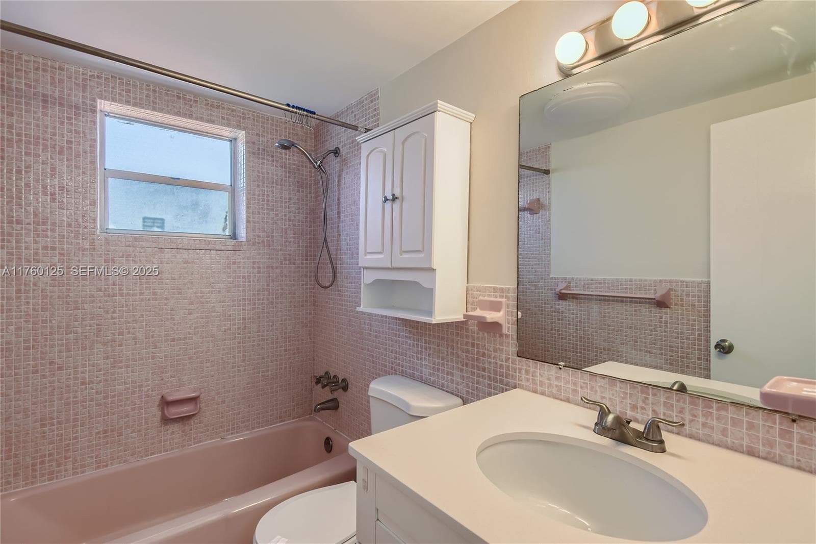 PLUNKETT CONDO APTS · #406 in Hollywood - Photo 9