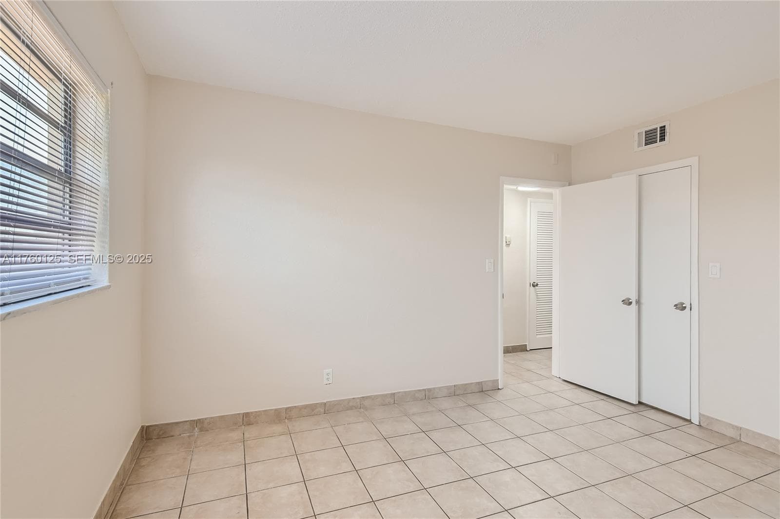 PLUNKETT CONDO APTS · #406 in Hollywood - Photo 8