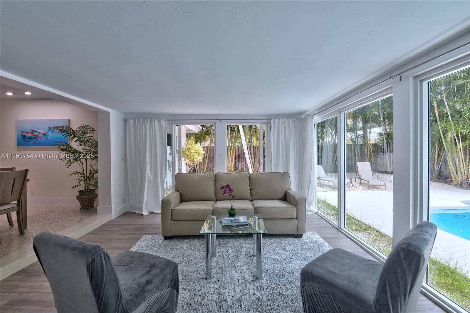 Amazing Florida room