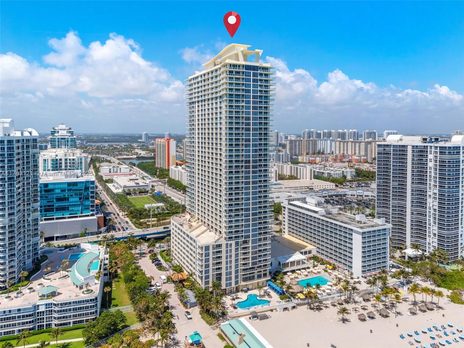La Perla · #2810 in Sunny Isles Beach - Photo 17