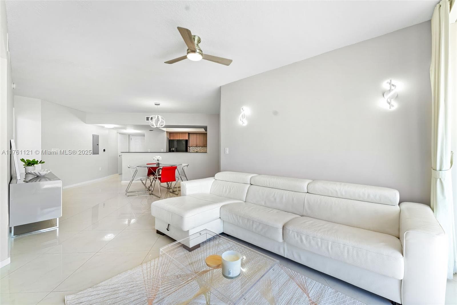 La Perla · #2810 in Sunny Isles Beach - Photo 3