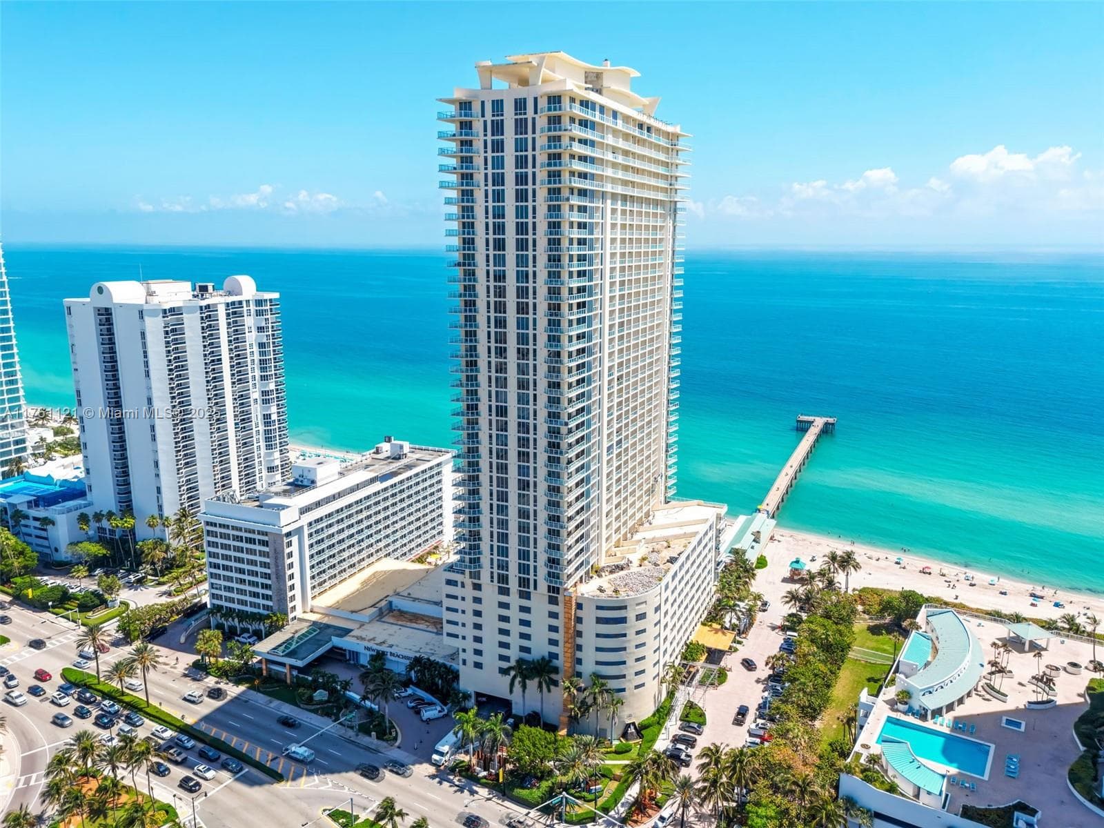 La Perla · #2810 in Sunny Isles Beach - Photo 18