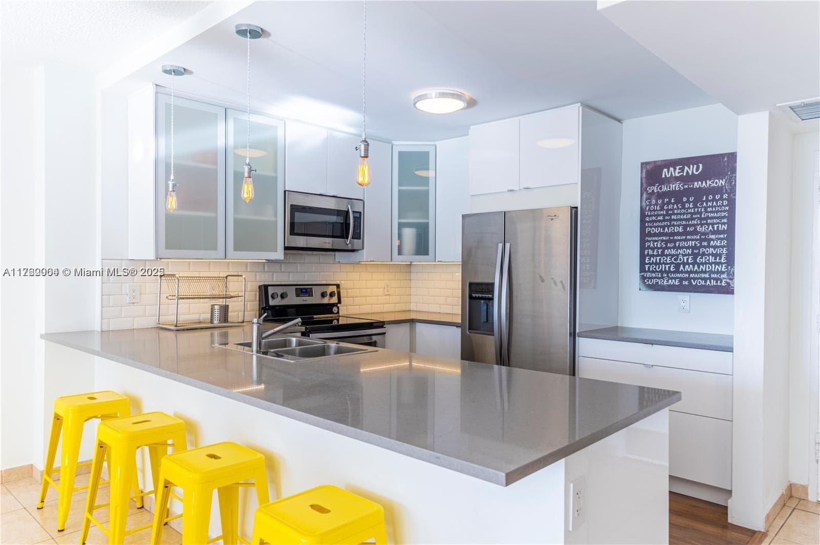 The Pavilion · #717 in Miami Beach - Photo 5