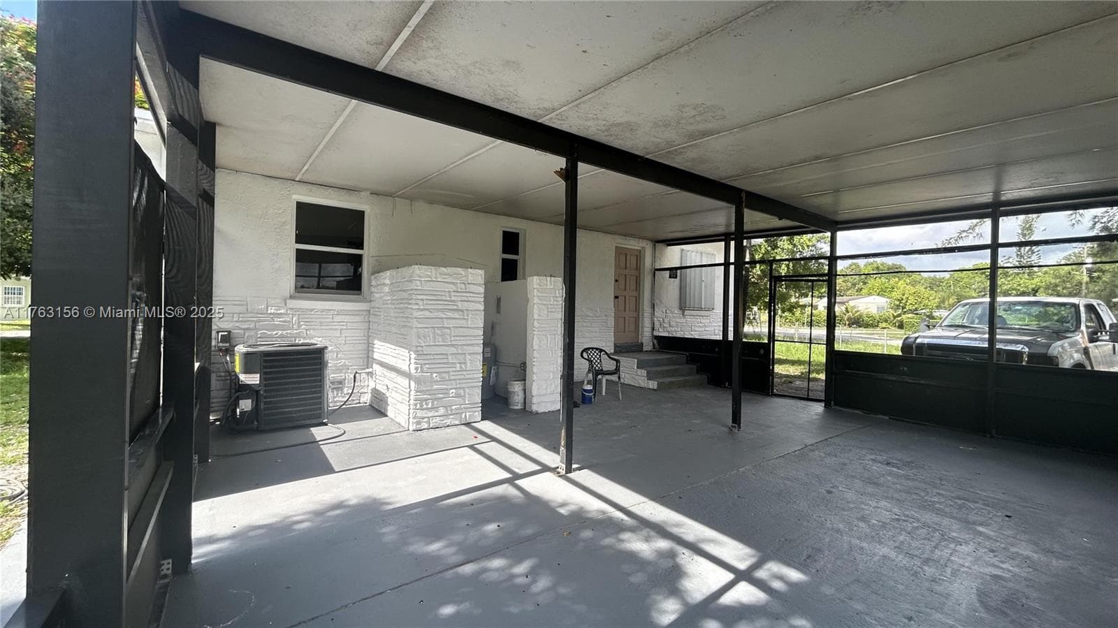 205 Seaman Ave photo 24