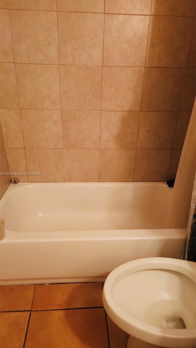 LAKESIDE CONDO · #204 in Lauderdale Lakes - Photo 10