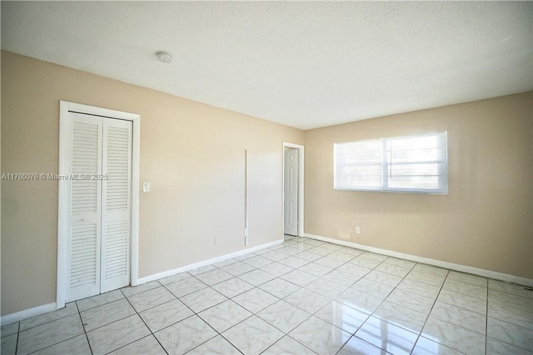 Ola Condominium · #D111 in Miami - Photo 10