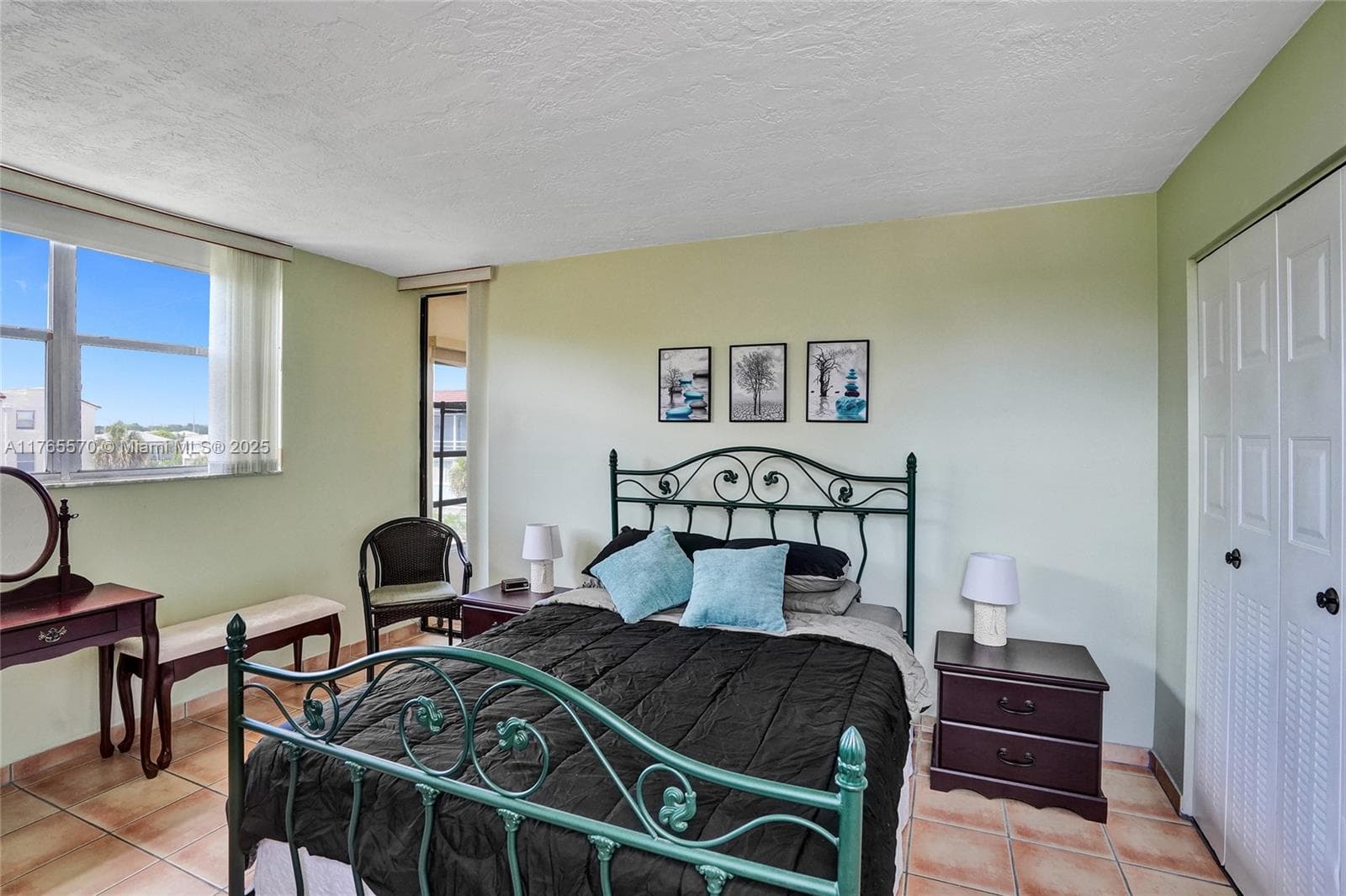 Somerset · #405 in Lauderdale Lakes - Photo 2